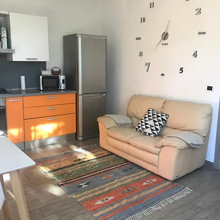 Apartmán Casa Deni Con Giardino Privato