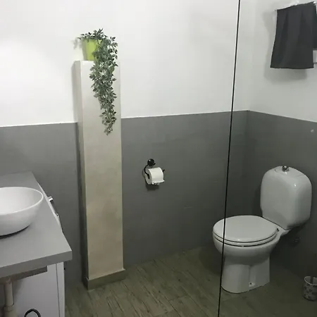 Casa Deni Con Giardino Privato アパート