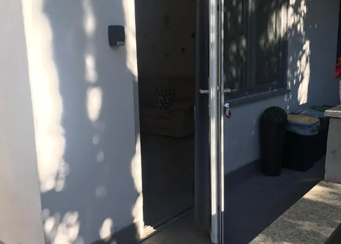 Casa Deni Con Giardino Privato *